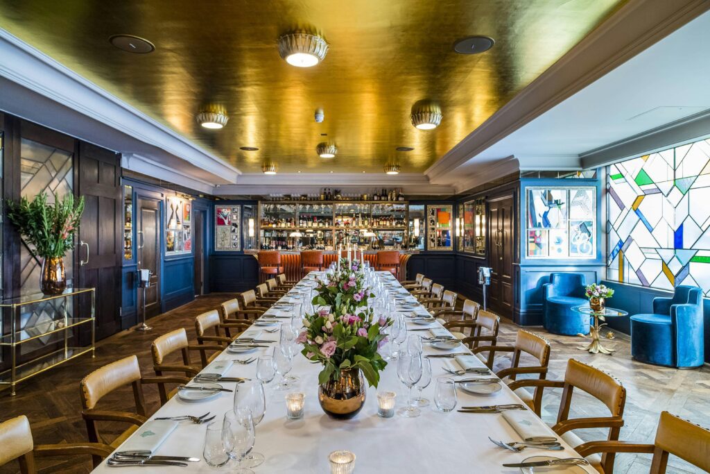 Making commerce click event dinning table